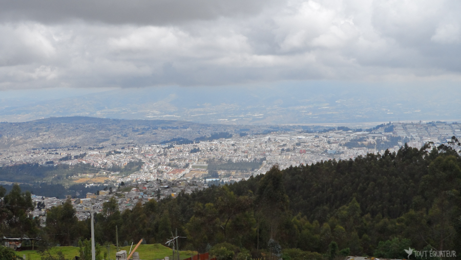 2-paysage-quito-tout-%C3%A9quateur.jpg?profile=RESIZE_930x