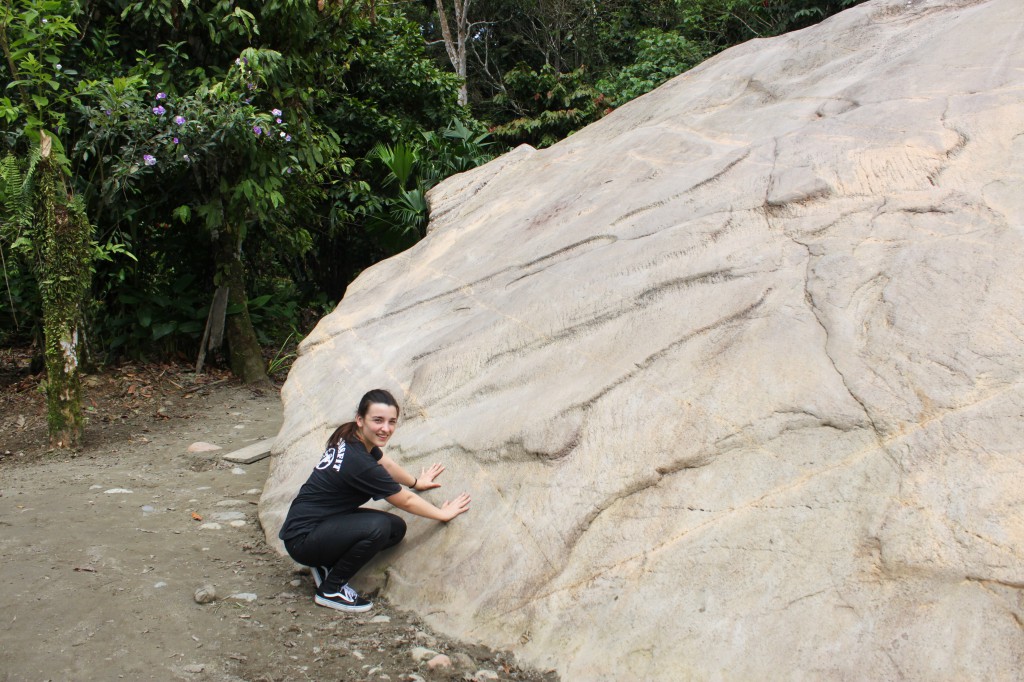 Échange d'énergie avec la piedra sagrada de Shiripuno!