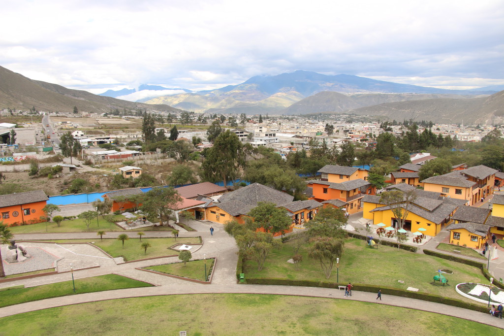 mitad-del-mundo---quito-ecuador_40884577635_o