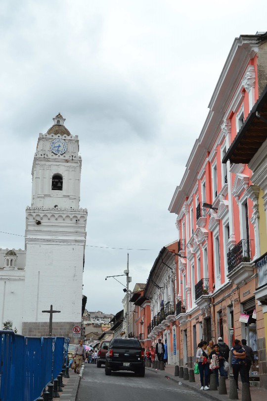 3 Quito